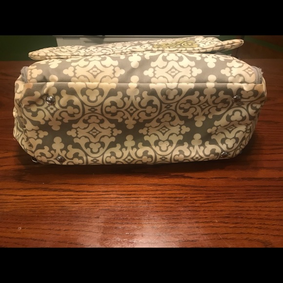 Petunia Pickle Bottom Diaper Bag - Picture 4 of 6